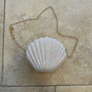 Seashell Crossbody